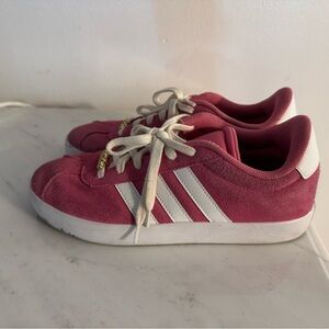 Adidas Sneakers in Pink and White
